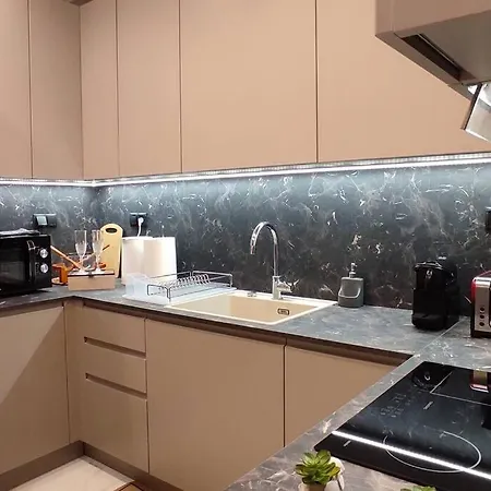 דירה Fortress View